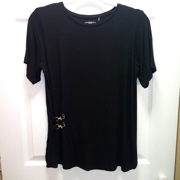 ODEL‎ Black T-shirt with Snap Hooks - Picture 1 of 7